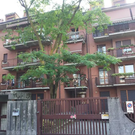 Casa Vacanza La Vela Oda ve Kahvaltı Bergamo